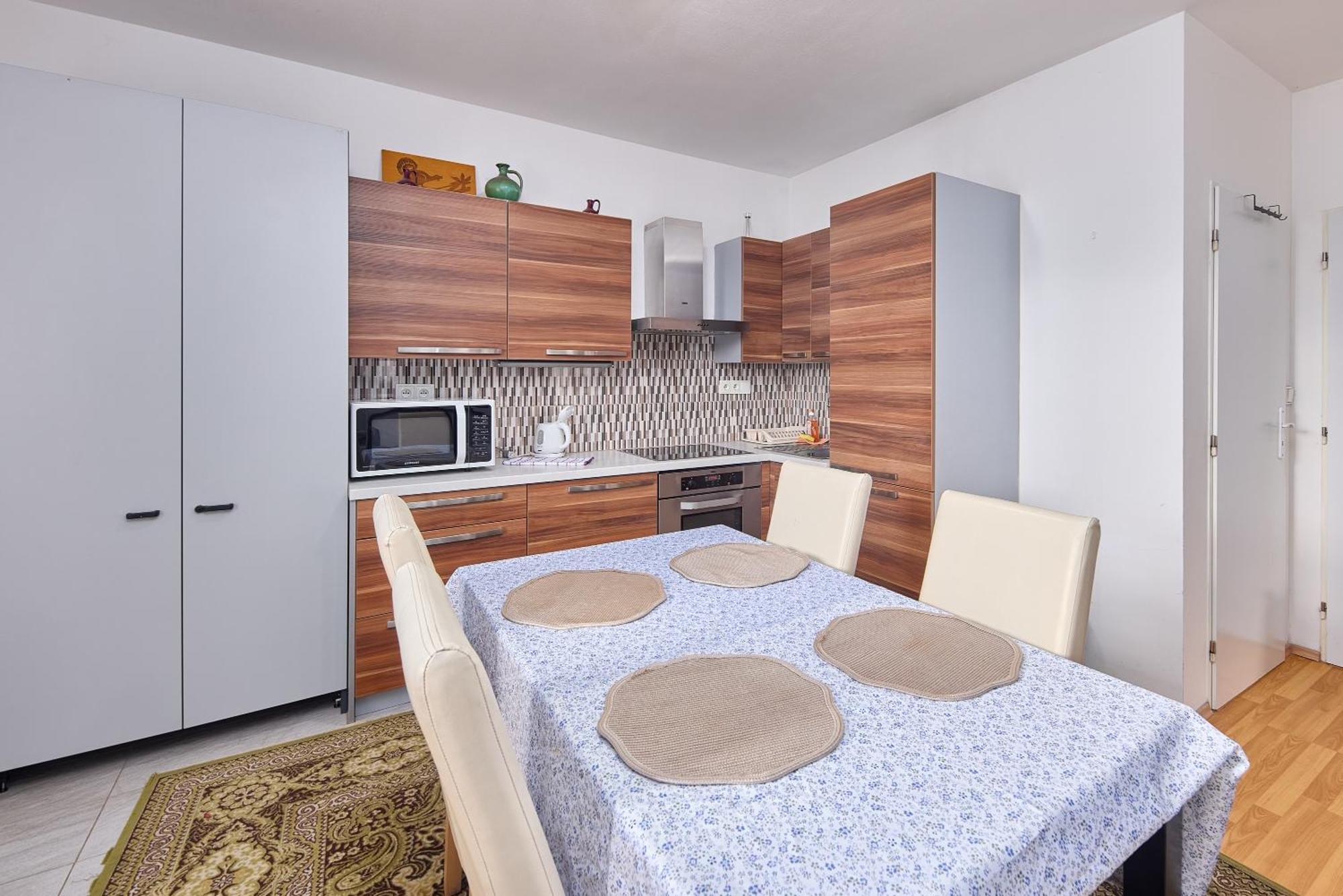 ברטיסלאבה Cutie Apartment מראה חיצוני תמונה